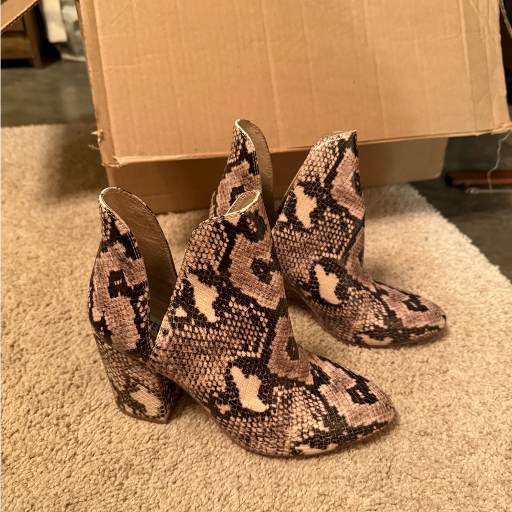 Steve Madden Snakeskin Heeled Boots